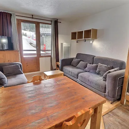 Confortable 2 Pieces, Skis Aux Pieds, Proche Commerces, 4 Personnes - Fr-1-182a-39