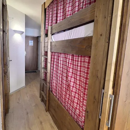 Confortable 2 Pieces, Skis Aux Pieds, Proche Commerces, 4 Personnes - Fr-1-182a-39 Apartmán