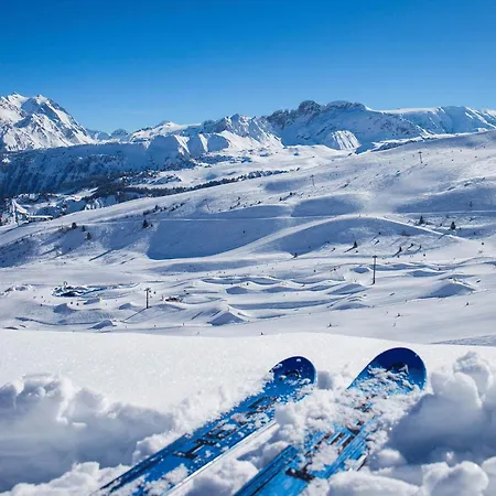 Confortable 2 Pieces, Skis Aux Pieds, Proche Commerces, 4 Personnes - Fr-1-182a-39